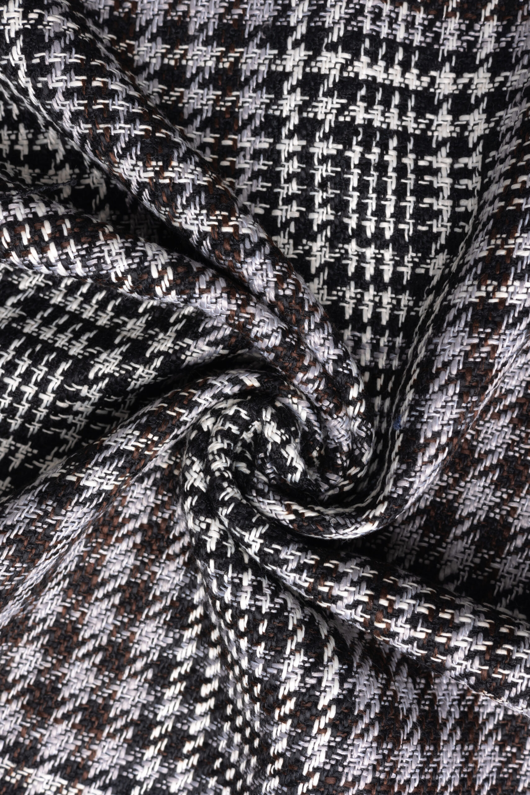 Professional worsted woolen tweed fabric manufactured by Fursone