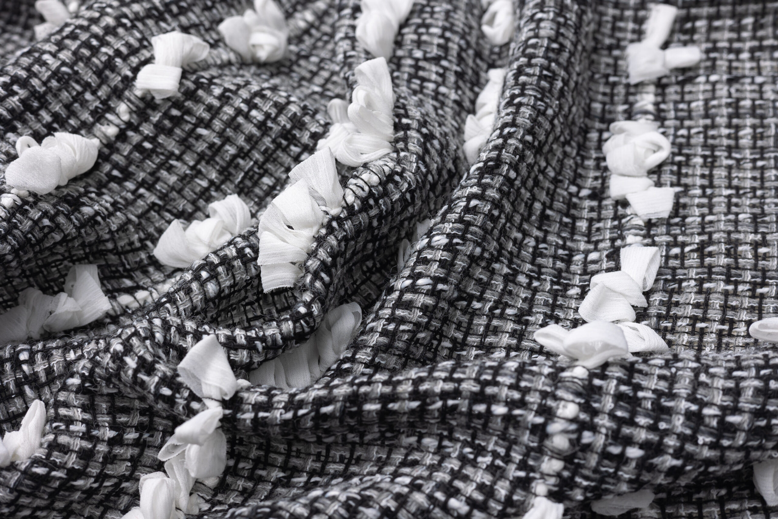 Professional worsted woolen tweed fabric manufactured by Fursone