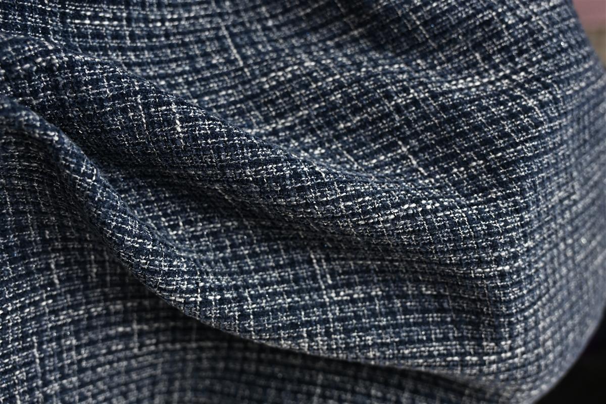 Bouclé tweed jacket fabric application from Wenzhou textile manufacturer Fursone